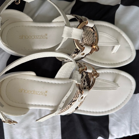 Shoe Dazzle Shoes - Shoe Dazzle Elegant White and Tan Sandals